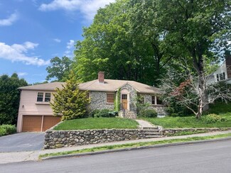 109 Lindbergh Ave, Needham Heights, MA 02494