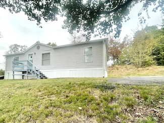 124 Timbervale Dr, Dalton, GA 30721