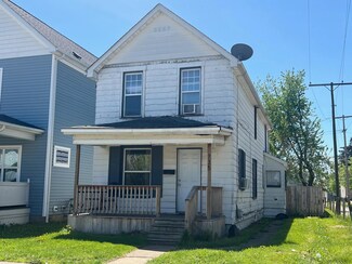 735 Reinhard Ave, Columbus, OH 43206