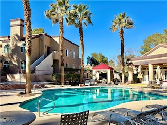 9325 W Desert Inn Rd Unit 218, Las Vegas, NV 89117