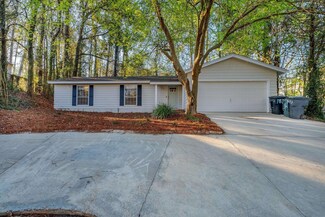 1833 Mayfair Rd, Tallahassee, FL 32303