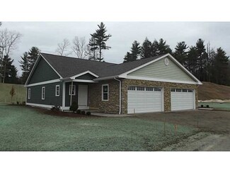 18 Bella Vista Cir Unit 3, Chepachet, RI 02814