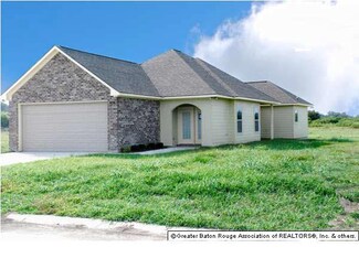 5659 Magnolia Dr, Saint Gabriel, LA 70776