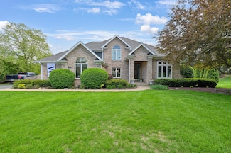 3430 Sandstone Ct, Lake In the Hills, IL 60156