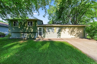 609 Stickler Ave, Mishawaka, IN 46544