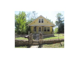 8721 E Morrell Ave, Independence, MO 64053