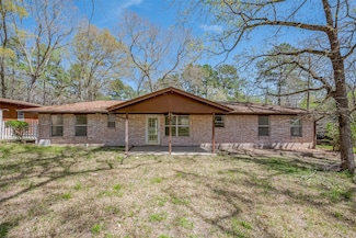 14 Veronica Ln, Huntsville, TX 77340