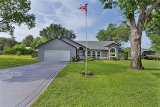 36535 Eagle Dr, Grand Island, FL 32735
