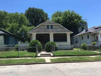 957 Forest Ave, Memphis, TN 38105