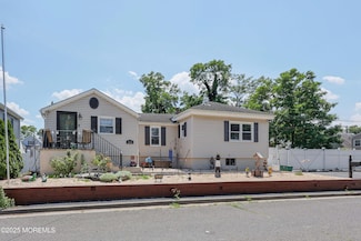 264 Linden Ave, North Middletown, NJ 07748