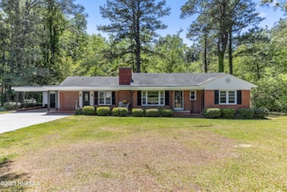 4583 Red Hill Rd, Whiteville, NC 28472