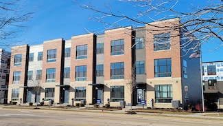 352 Summit Cir, Lombard, IL 60148
