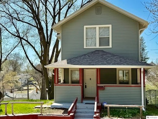 5906 N 34th St, Omaha, NE 68111