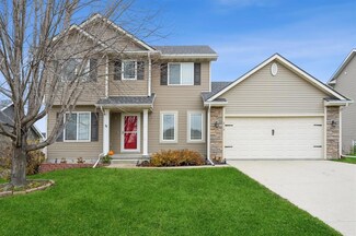 2910 Berkshire Dr, Norwalk, IA 50211