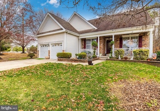 3 Melissa Dr, Sicklerville, NJ 08081