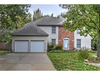 9208 Swarner Dr, Lenexa, KS 66219
