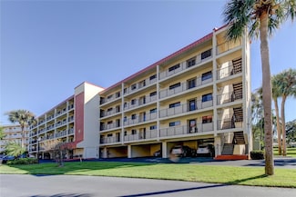 9433 Harbor Greens Way Unit 504, Seminole, FL 33776