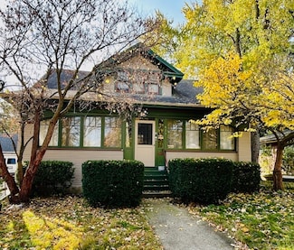 615 Franklin Blvd, Elgin, IL 60120