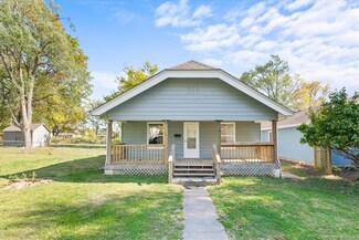 218 Walnut St, Pleasant Hill, MO 64080