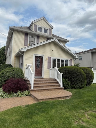2359 Bellmore Ave Unit 2, Bellmore, NY 11710