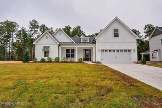 35 Saratoga Way, Rocky Point, NC 28457