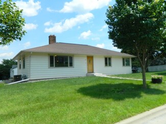 1200 4th St, New Glarus, WI 53574