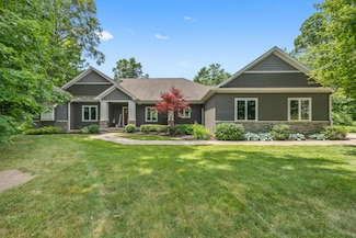 4326 Woodside Meadow Ct, Dorr, MI 49323