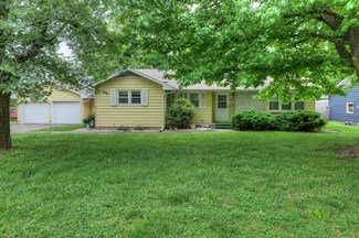 105 Maple St, Lamar, MO 64759