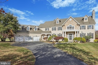 2501 Pond View Dr, Lansdale, PA 19446