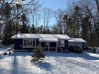 3644 Crescent Dr, East Tawas, MI 48730