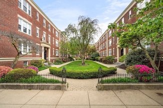 59 Babcock St Unit 5, Brookline, MA 02446