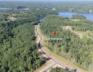 32 Fiji Way, Tuscaloosa, AL 35406