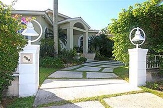 490 Rovino Ave, Coral Gables, FL 33156