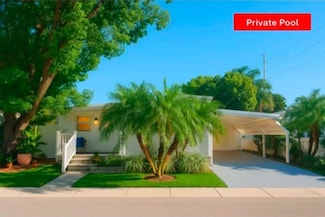 9260 47th Ave N Unit 100, St. Petersburg, FL 33708