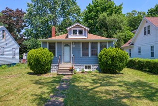 153 W May St, Benton Harbor, MI 49022