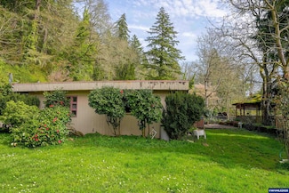 32763 Berlin Rd, Lebanon, OR 97355