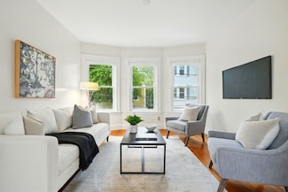 65 Eustis St Unit 2, Cambridge, MA 02140