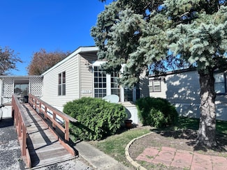 150 Maple Ln, Manteno, IL 60950