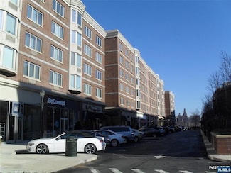 2301 City Place, Edgewater, NJ 07020