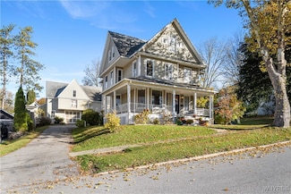 37 State St, Warsaw, NY 14569