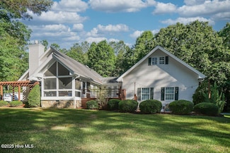 925 Niagara Carthage Rd, Carthage, NC 28327