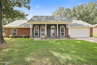 405 Greenmont Dr, Jackson, MS 39212