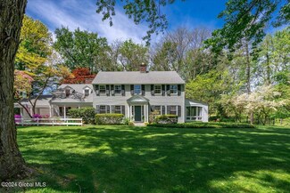 45 Upper Loudon Rd, Albany, NY 12211