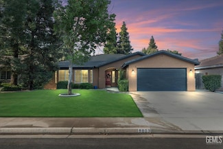9803 Pavilion Dr, Bakersfield, CA 93312