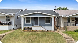 3959 Walsh St, Saint Louis, MO 63116