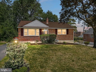 415 Pinecrest Rd, Norristown, PA 19403