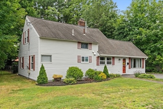 122 Hartford St, Natick, MA 01760