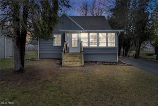 12931 Fruitside Rd, Cleveland, OH 44125