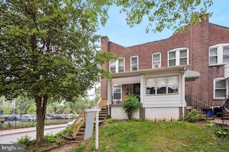 900 Atwood Rd, Philadelphia, PA 19151