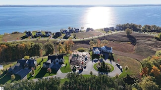 15985 Waters Edge Dr, Peninsula Township, MI 49686